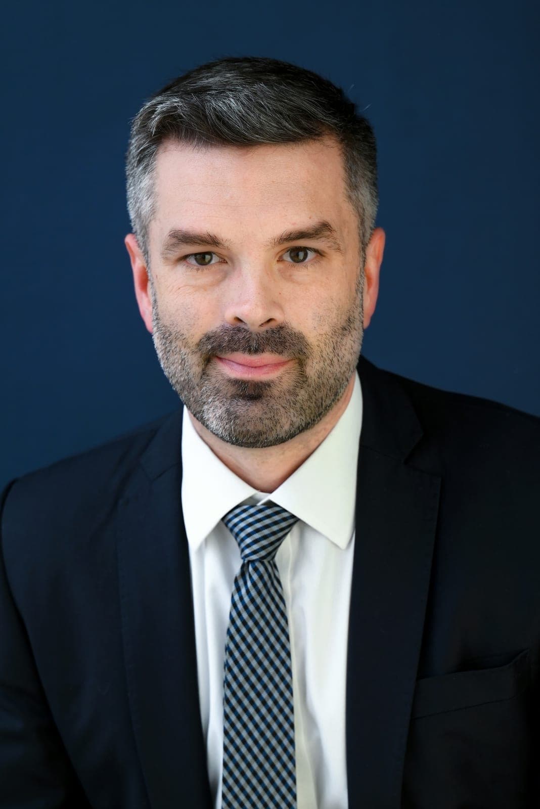 Dr Nate Myhill, orthopaedic surgeon